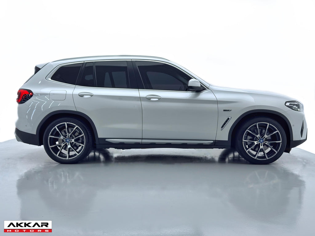 BMW X3  X LINE XDRIVE30E.