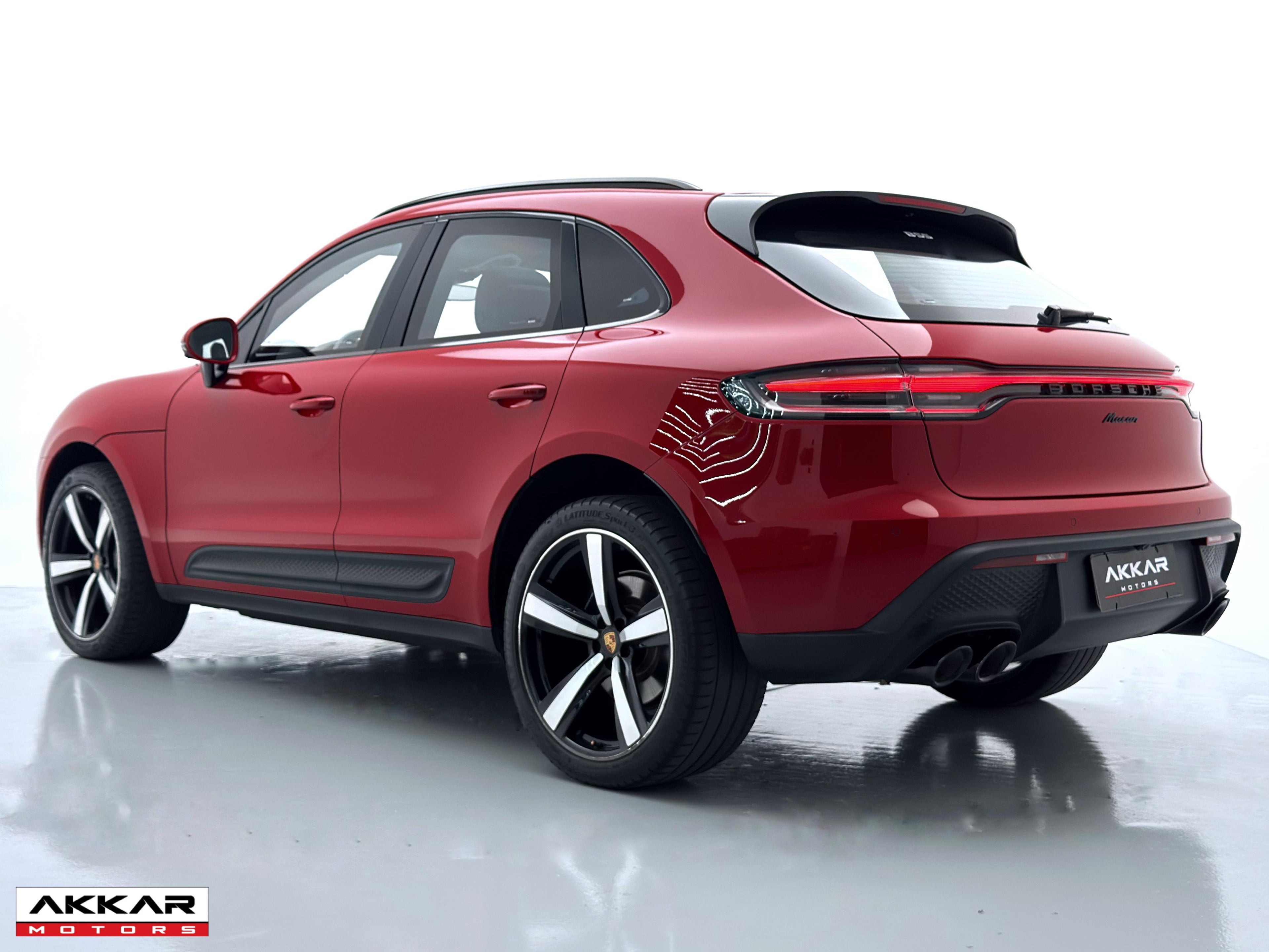 PORSCHE MACAN 2.0