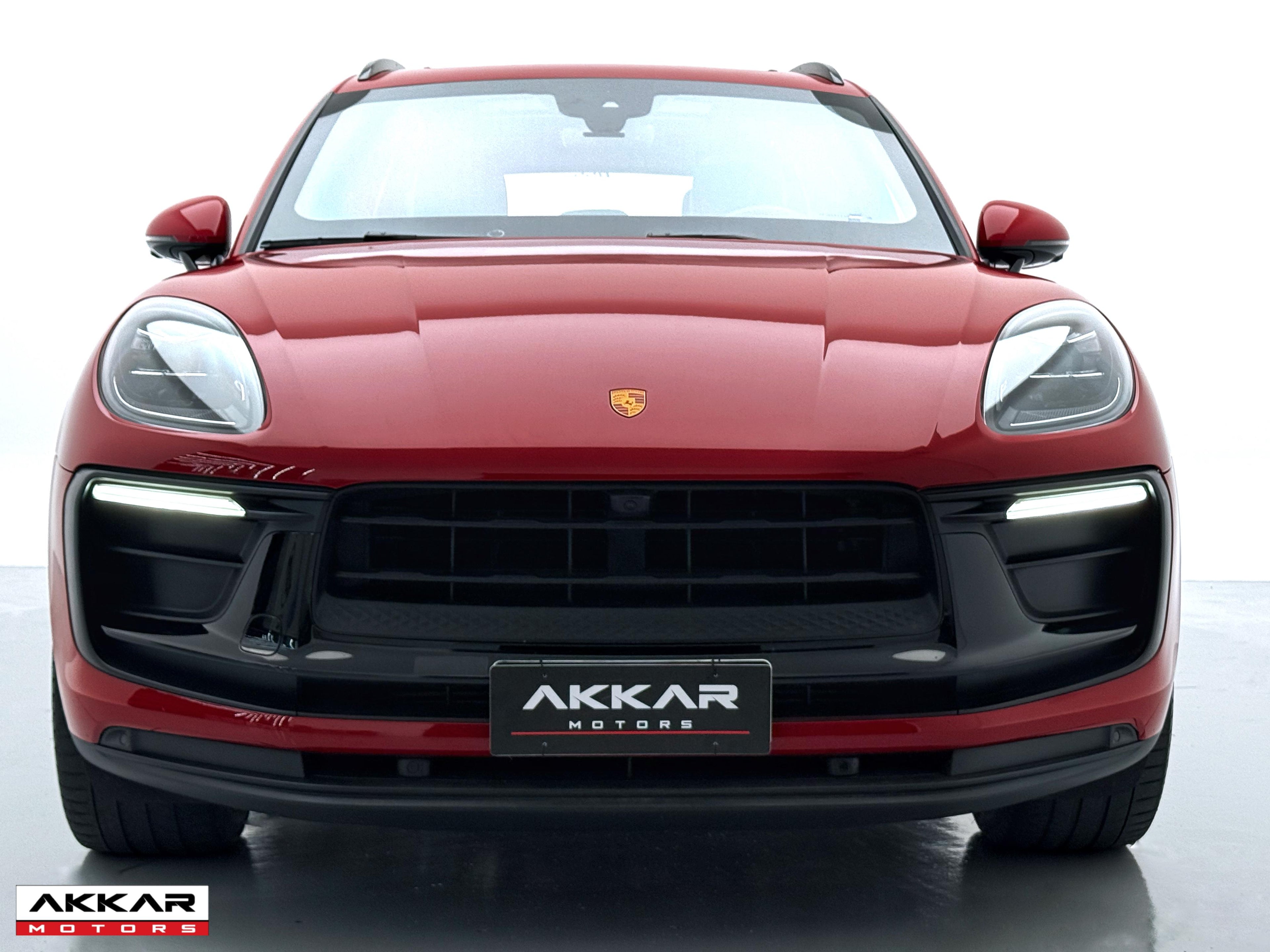 PORSCHE MACAN 2.0