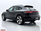 PORSCHE MACAN T