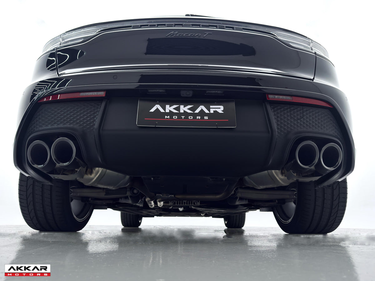 PORSCHE MACAN T