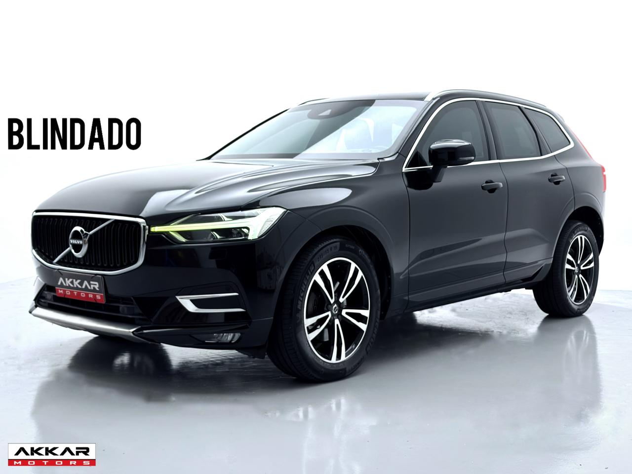 XC60 MOMENTUM AWD