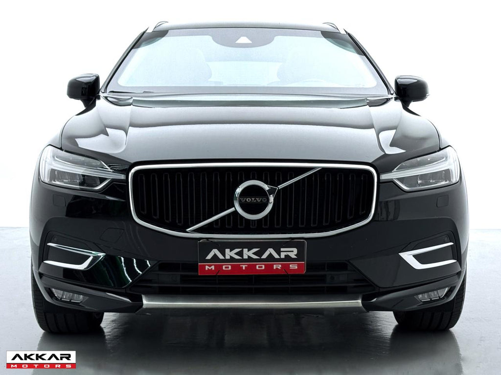 XC60 MOMENTUM AWD