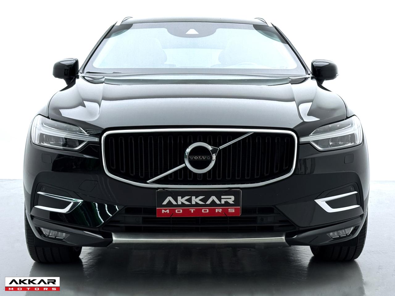 XC60 MOMENTUM AWD