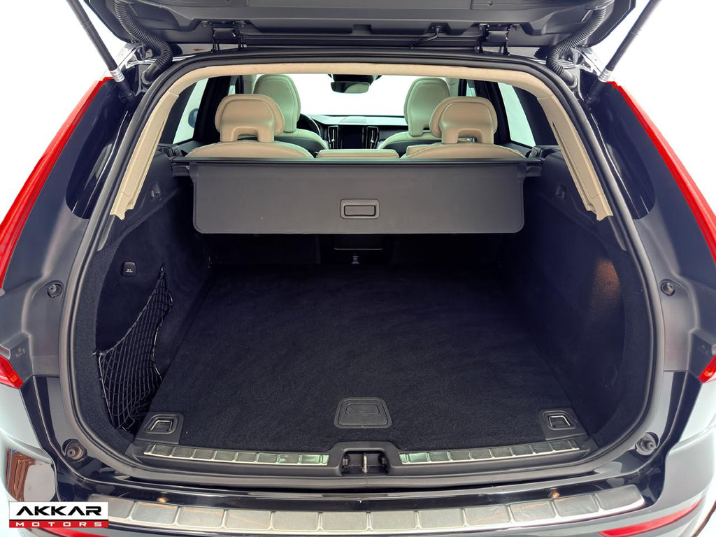 XC60 MOMENTUM AWD