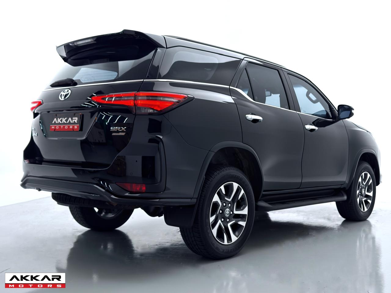 TOYOTA HILUX SW4
