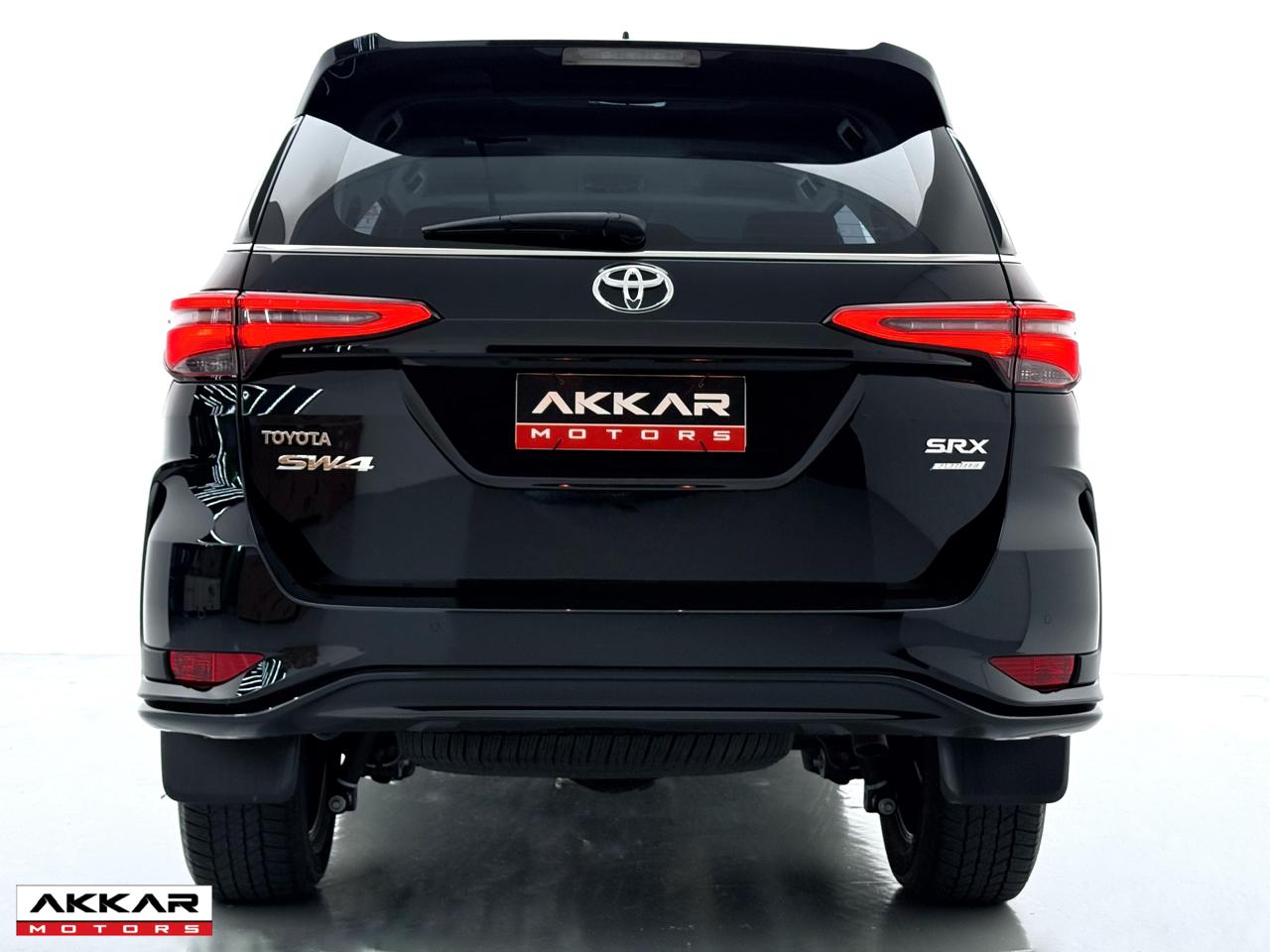 TOYOTA HILUX SW4
