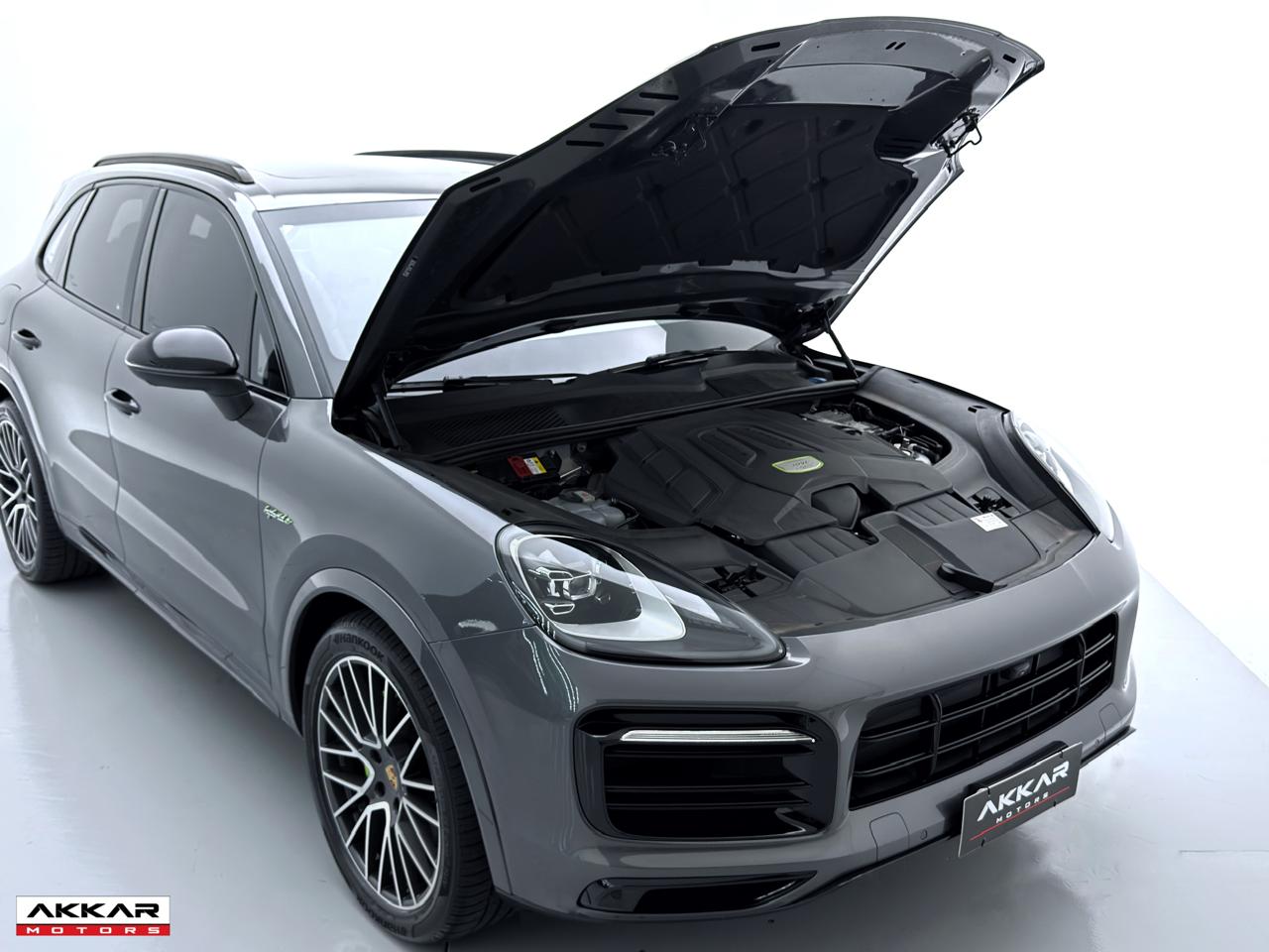 PORSCHE CAYENNE E-HYBRID