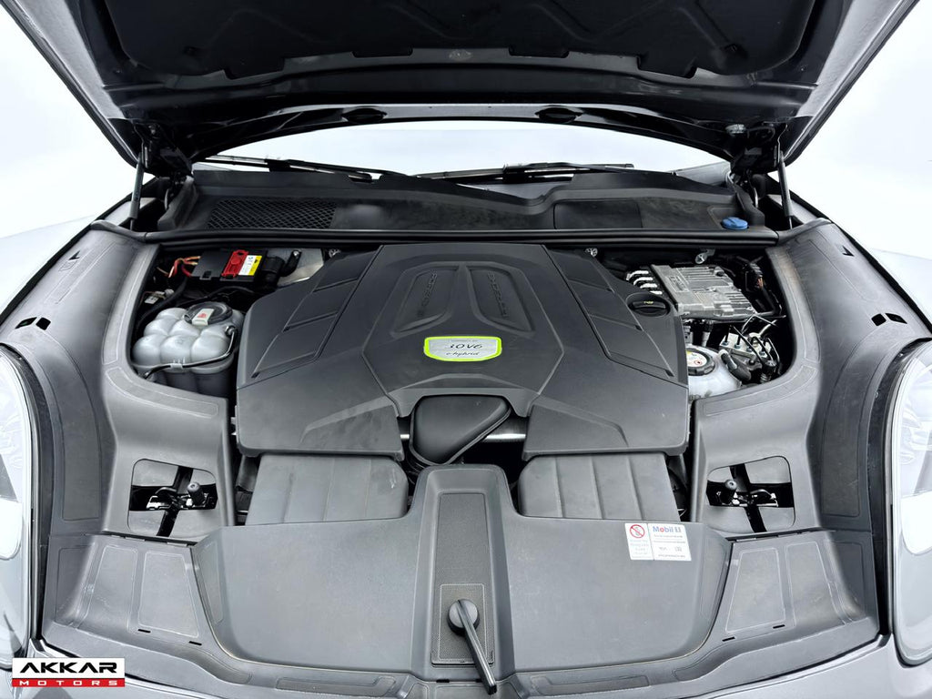 PORSCHE CAYENNE E-HYBRID