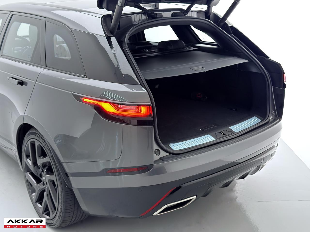 LAND ROVER VELAR