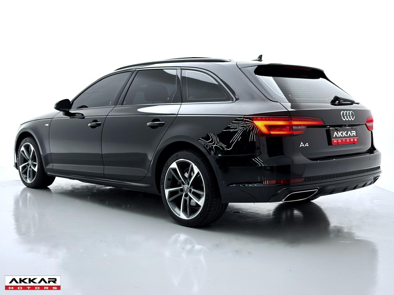 AUDI A4 AVANT