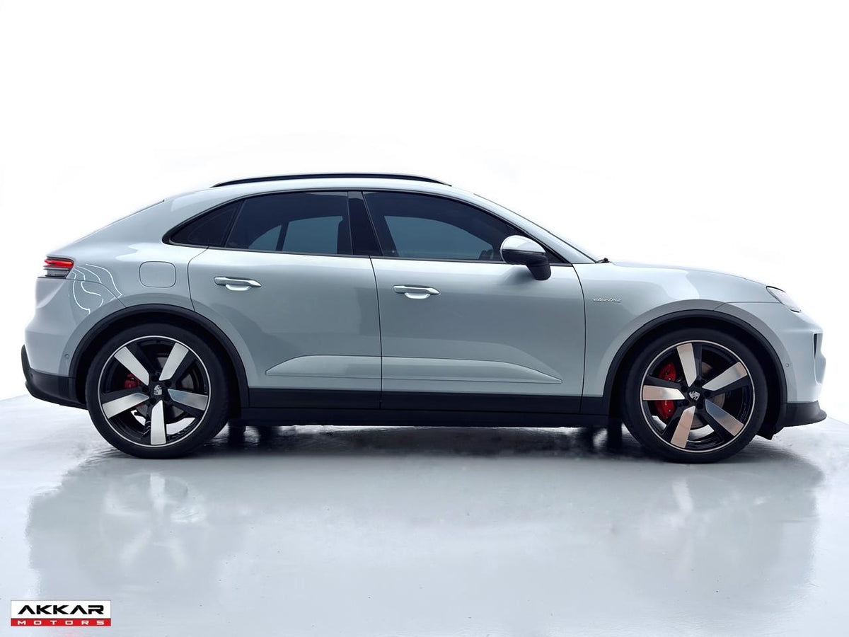 PORSCHE MACAN 4S E