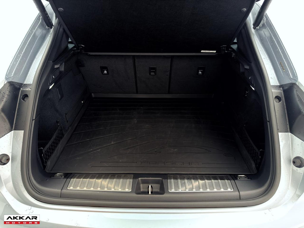PORSCHE MACAN 4S E