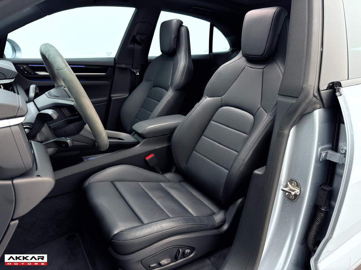 PORSCHE MACAN 4S E