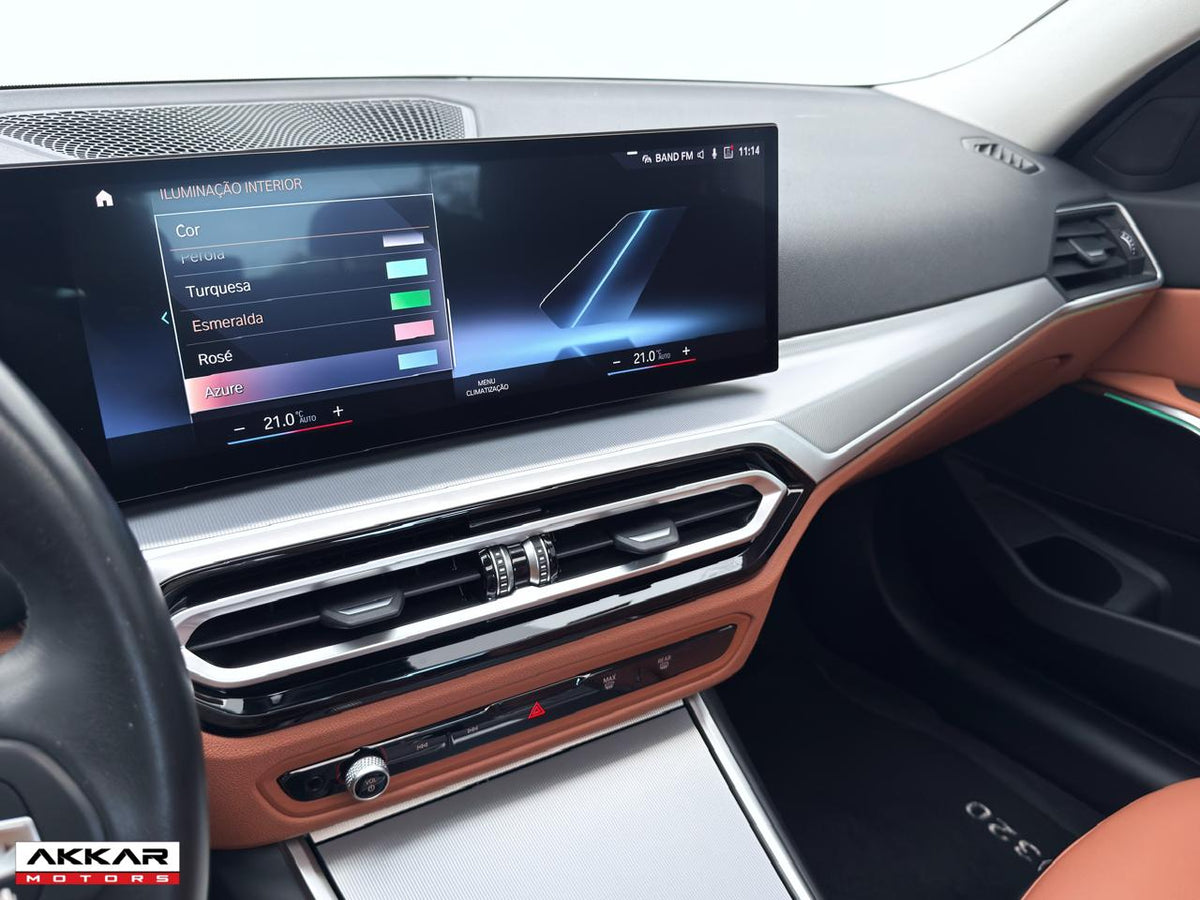 BMW 320i SPORT GP