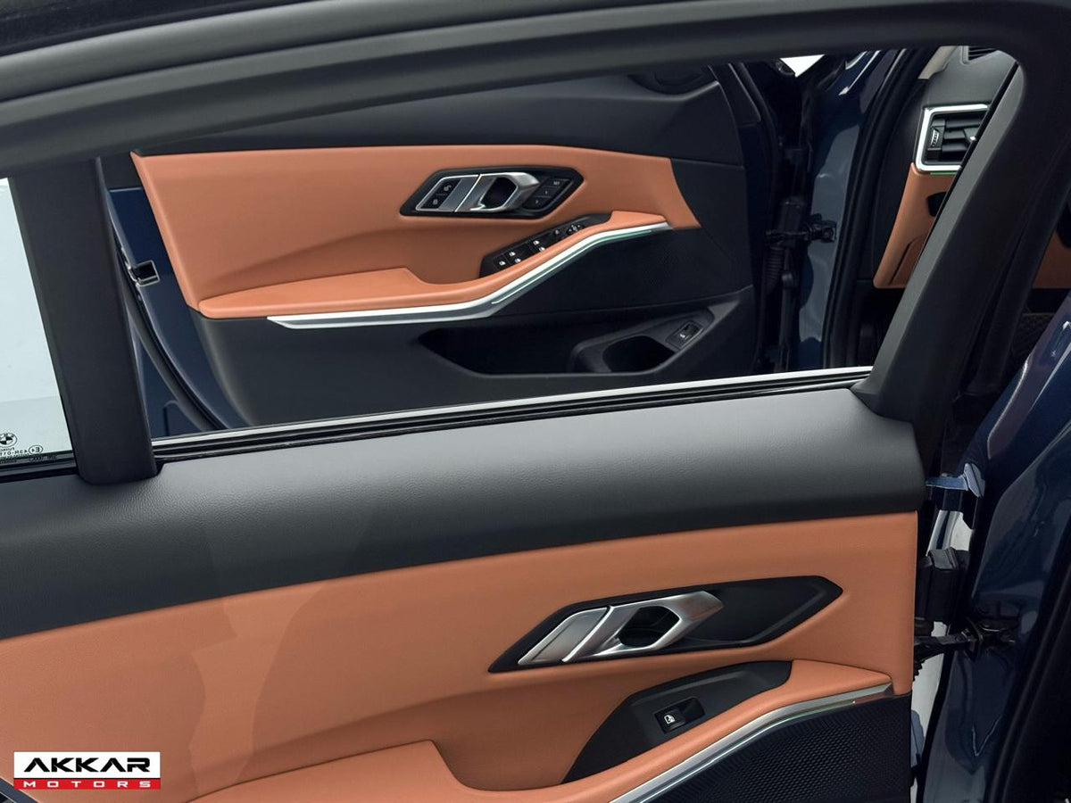 BMW 320i SPORT GP