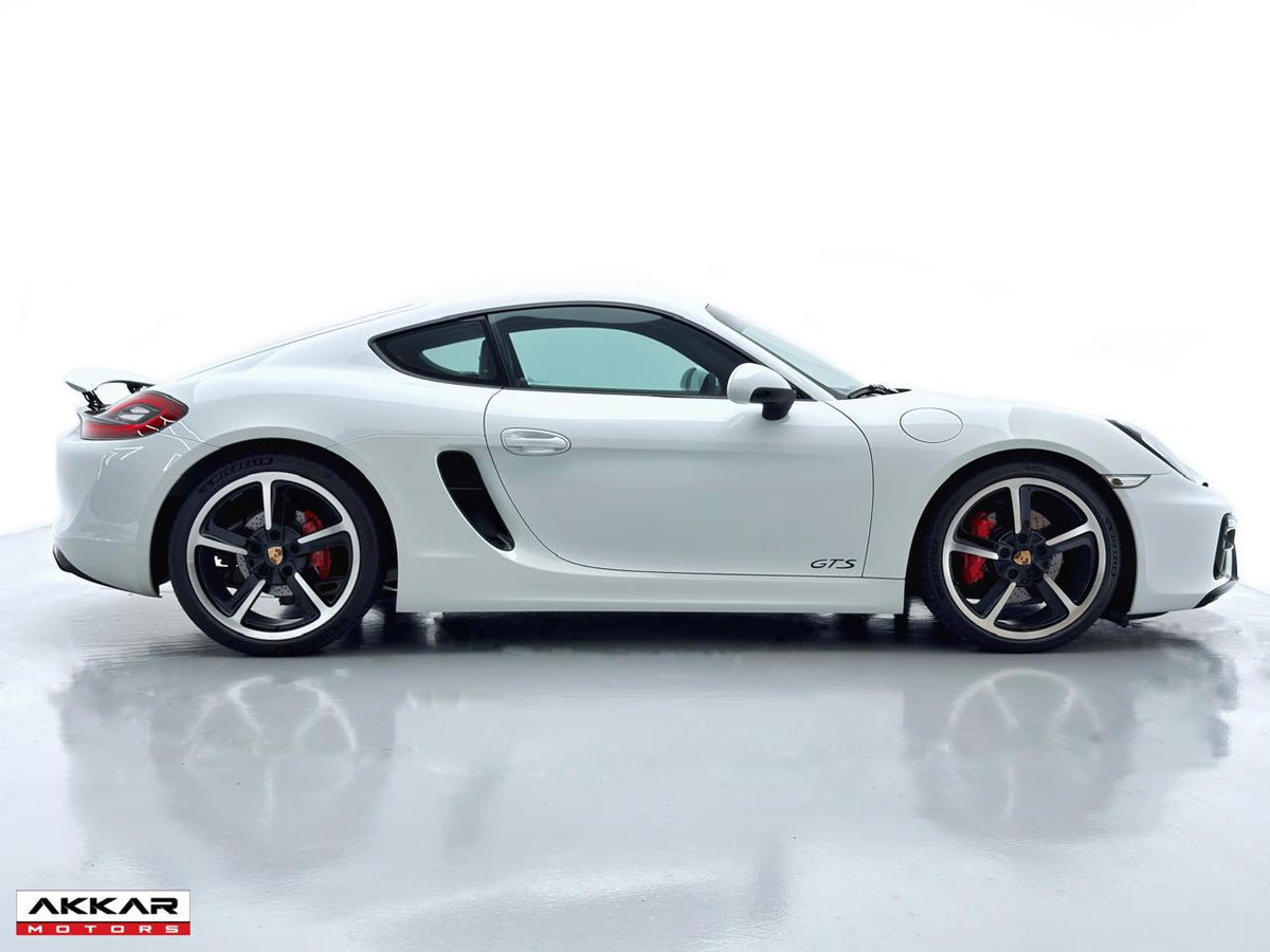 PORSCHE CAYMAN GTS