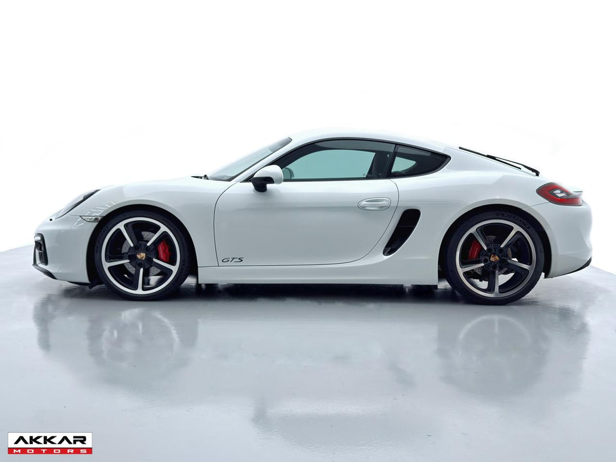 PORSCHE CAYMAN GTS