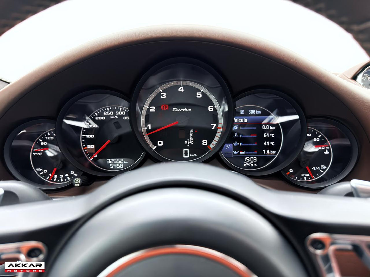 PORSCHE 911 TURBO