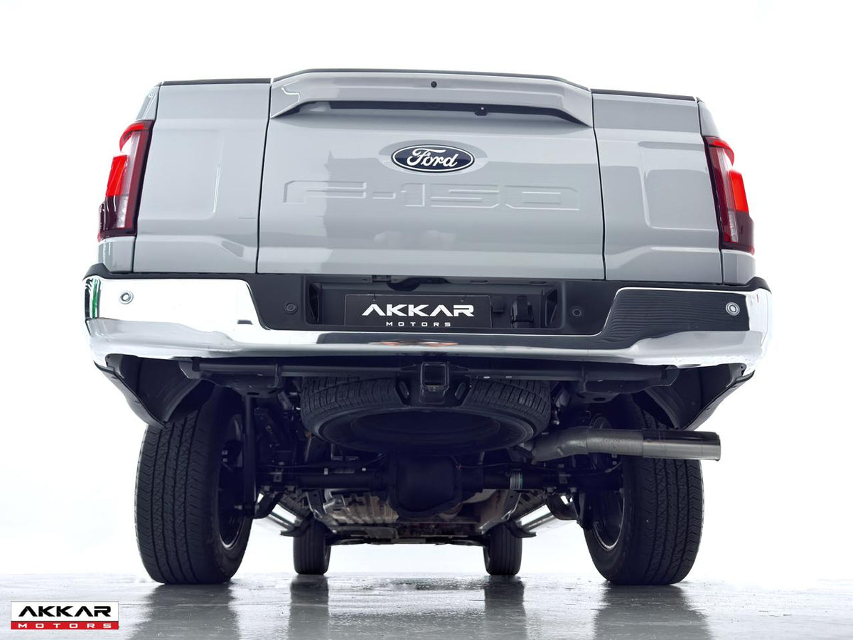FORD F-150 LARIAT FX4