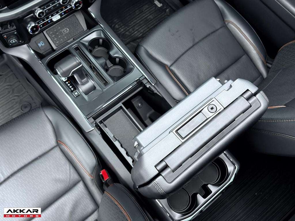 FORD F-150 LARIAT FX4