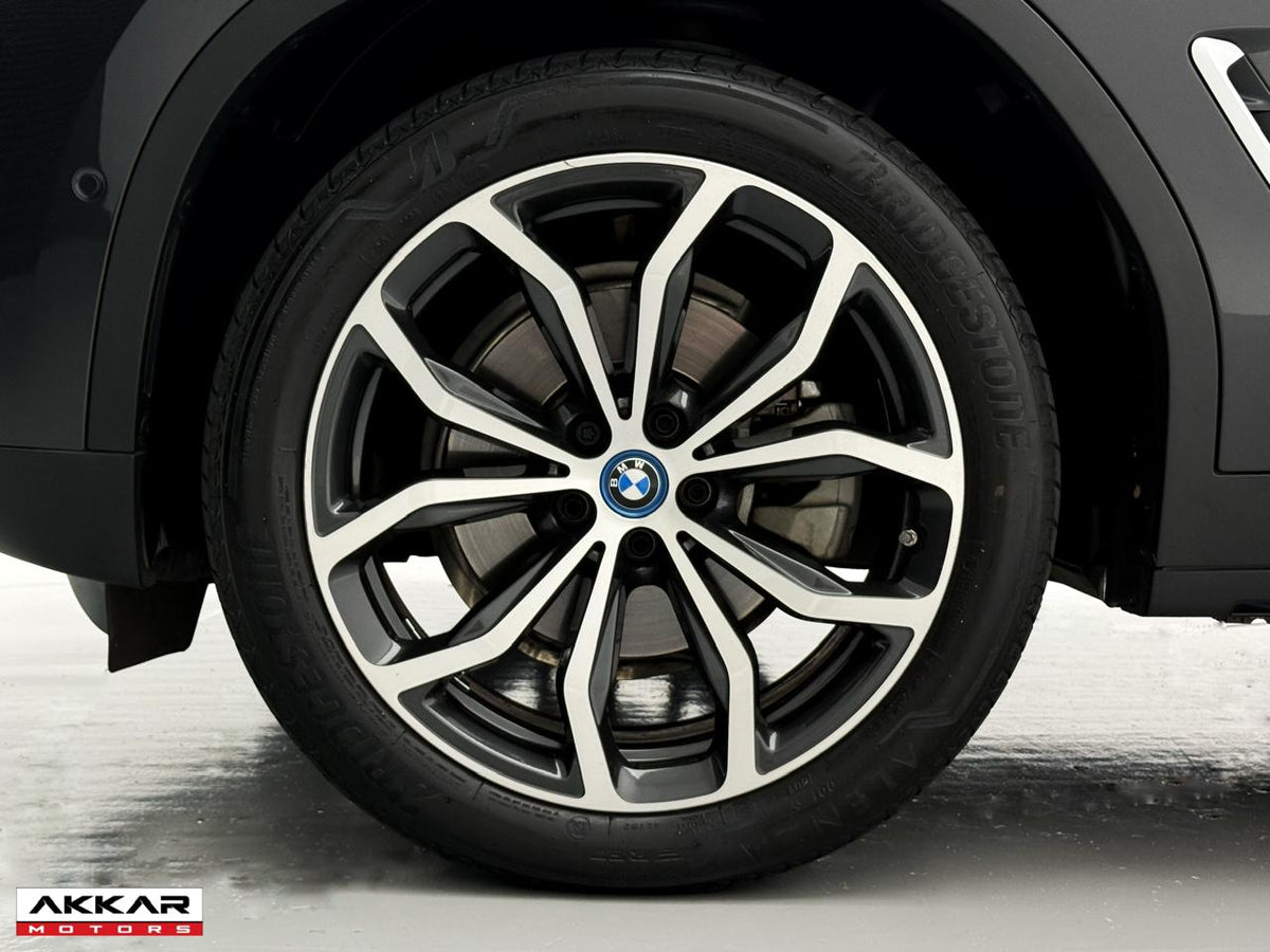 BMW X3  X LINE XDRIVE30E