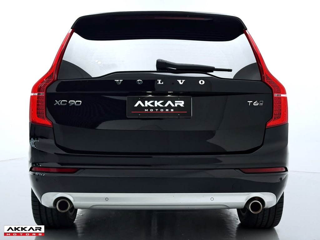VOLVO XC90 MOMENTUM