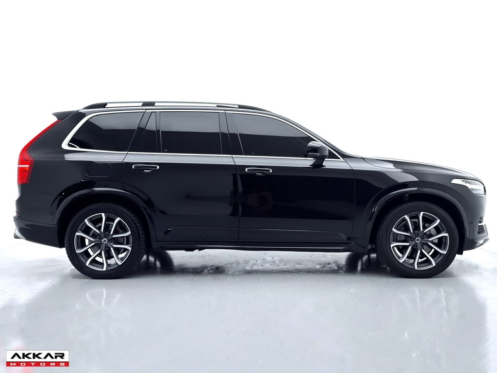 VOLVO XC90 MOMENTUM