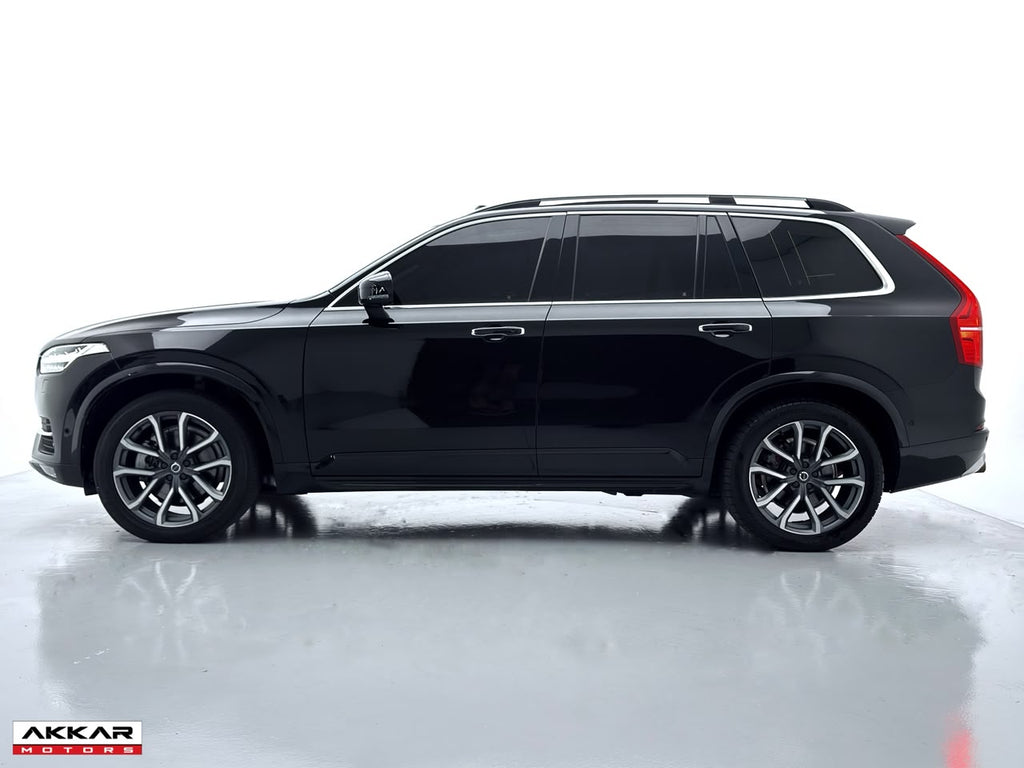 VOLVO XC90 MOMENTUM