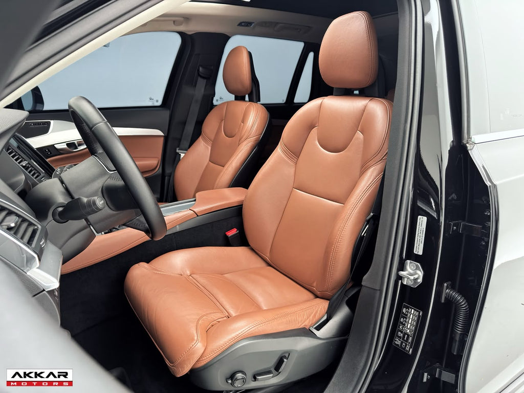 VOLVO XC90 MOMENTUM