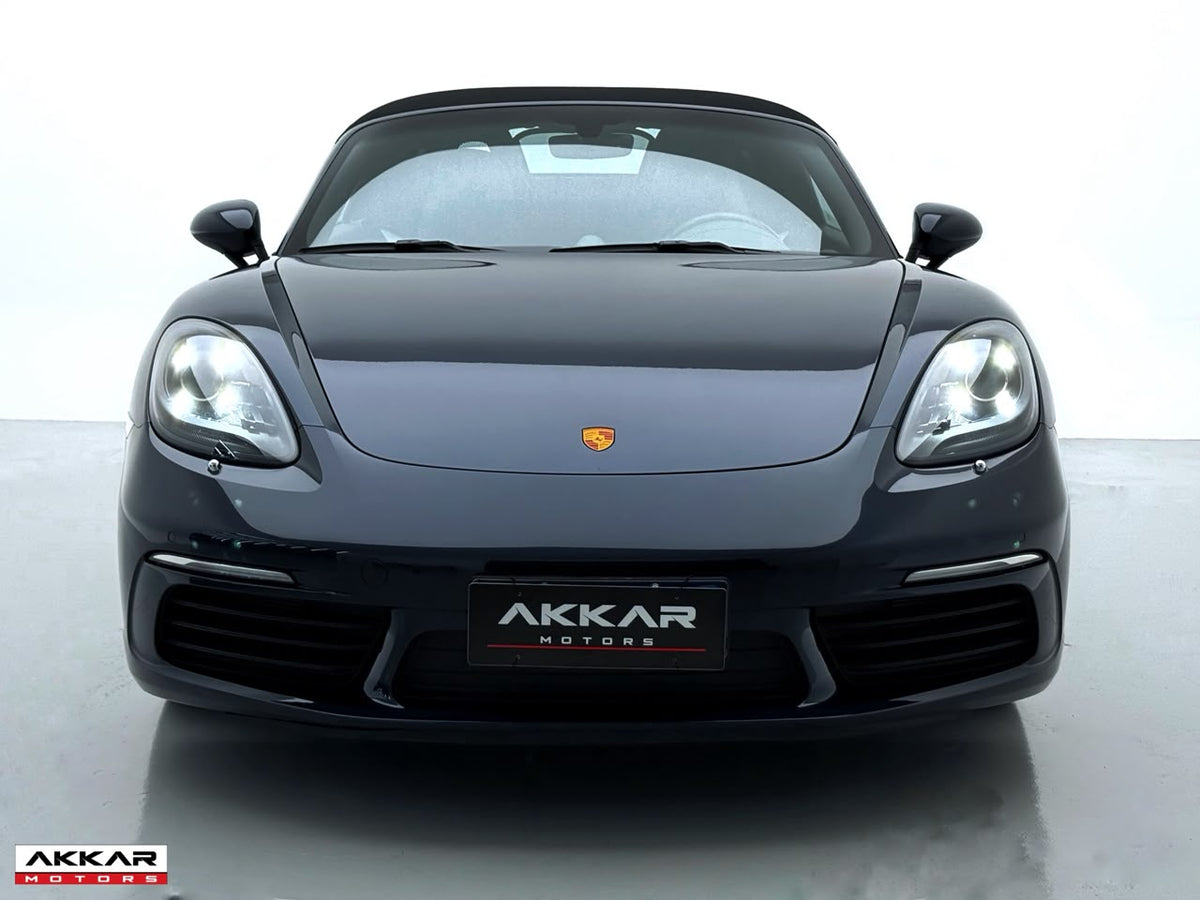 PORSCHE 718