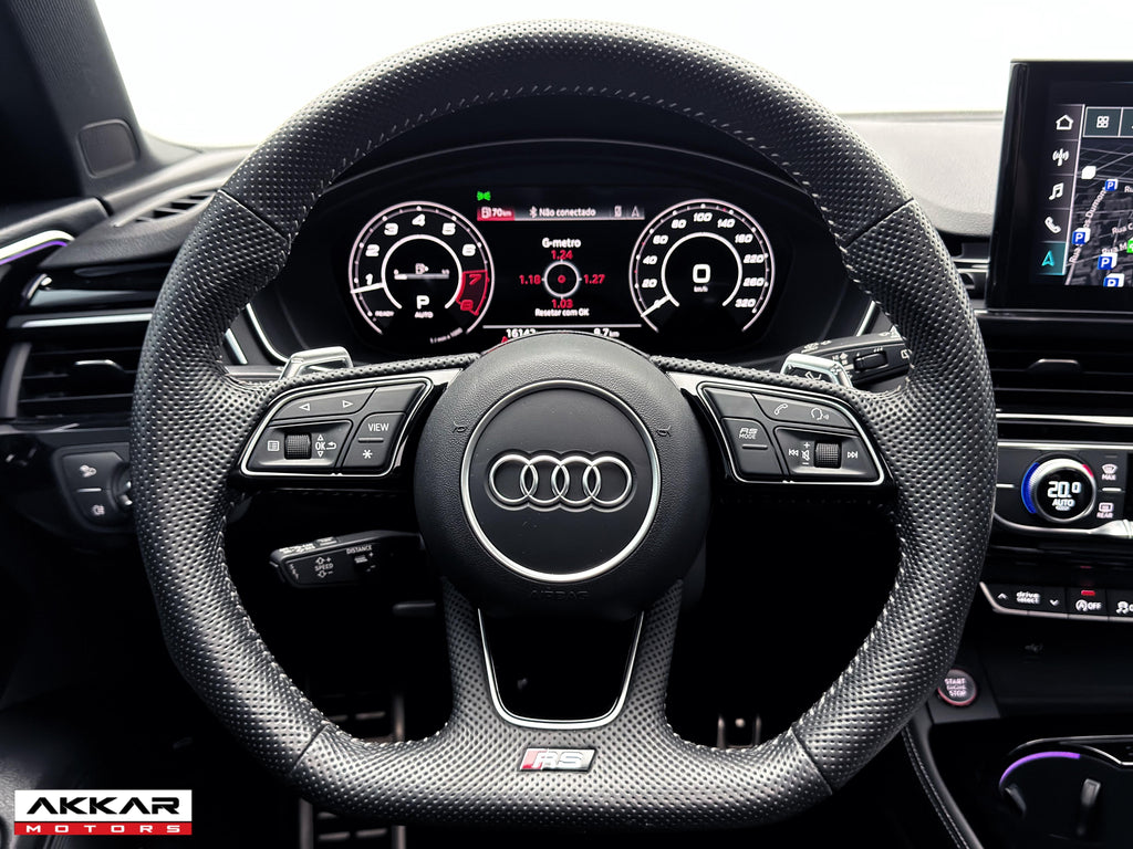 AUDI RS4 AVANT QUATTRO