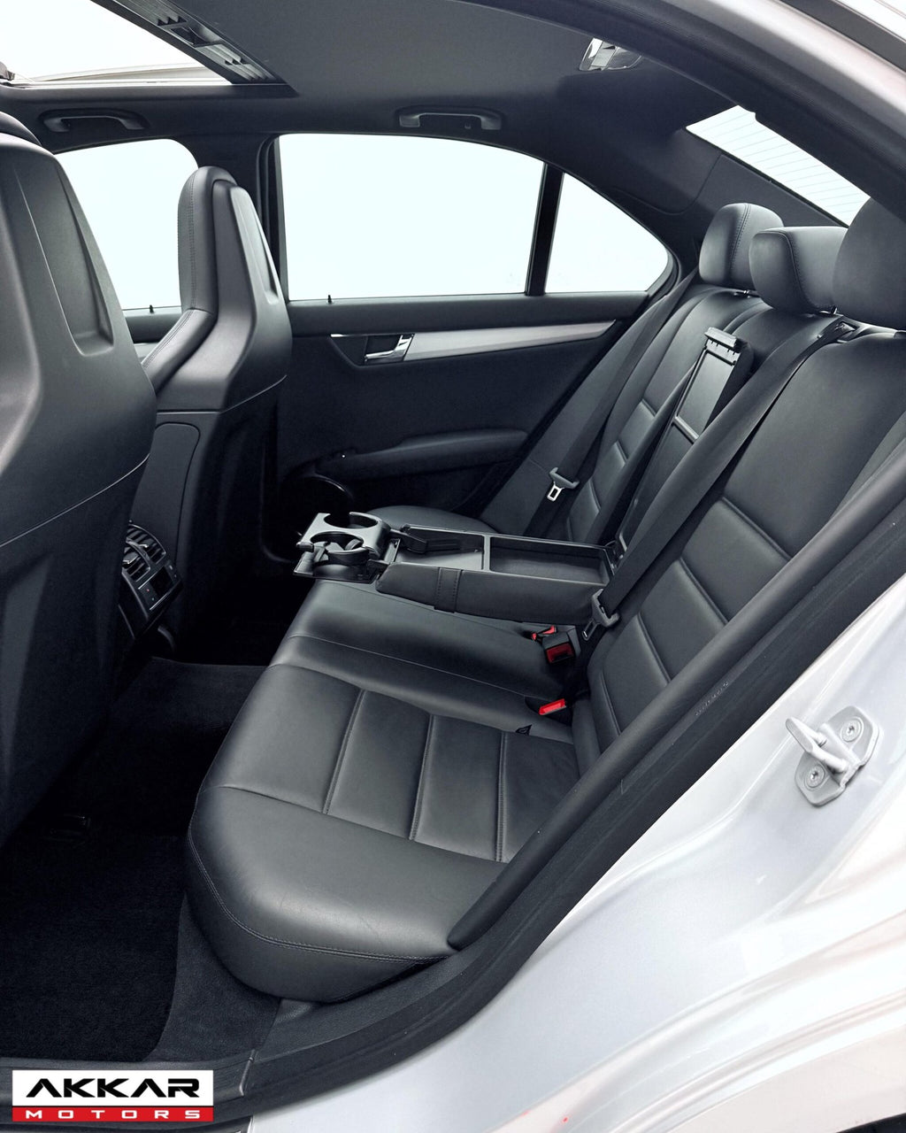 MERCEDES-BENZ C 63 AMG 2009