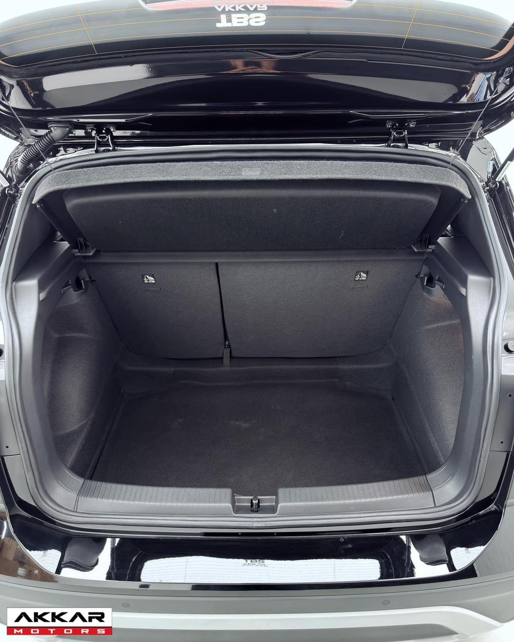 VOLKSWAGEN T-CROSS HIGHLINE 2026